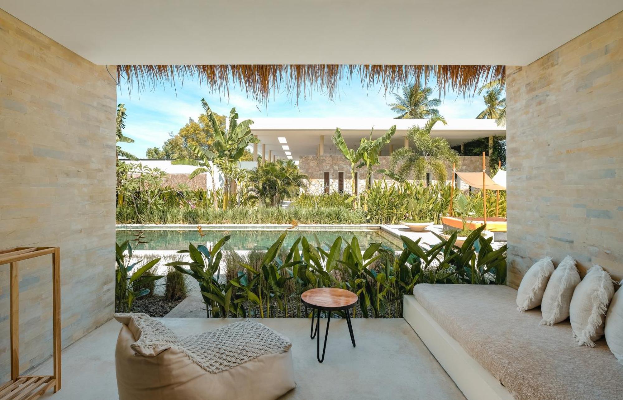 Origin Lombok 4*