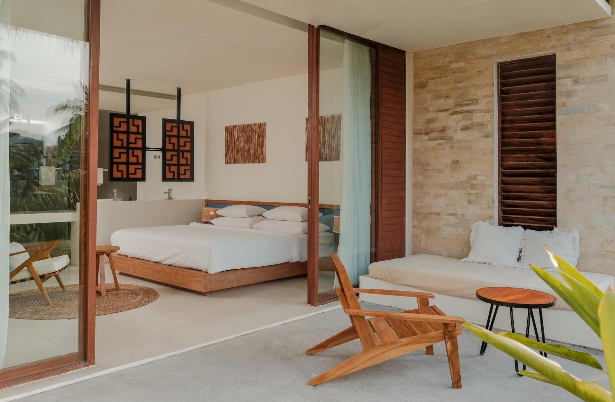 Origin Lombok 4*